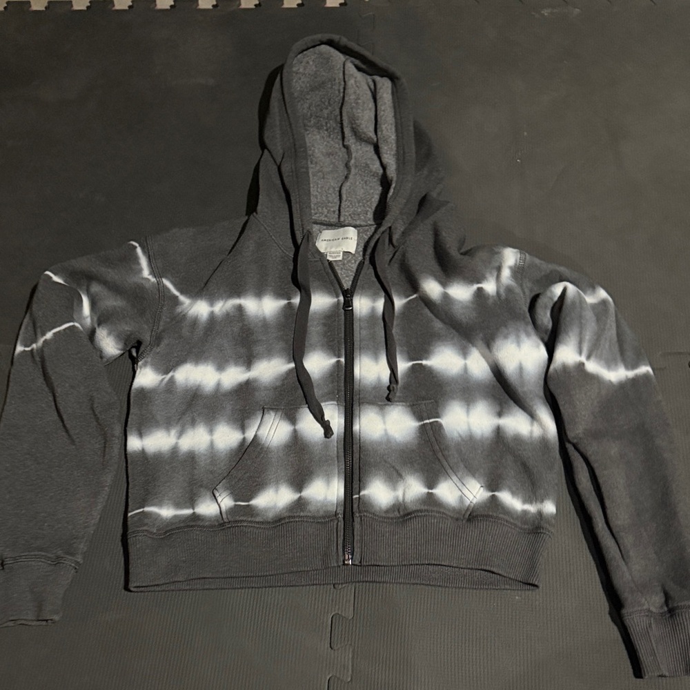 American Eagle Women’s Gray and White Tie-Dye Hoodie